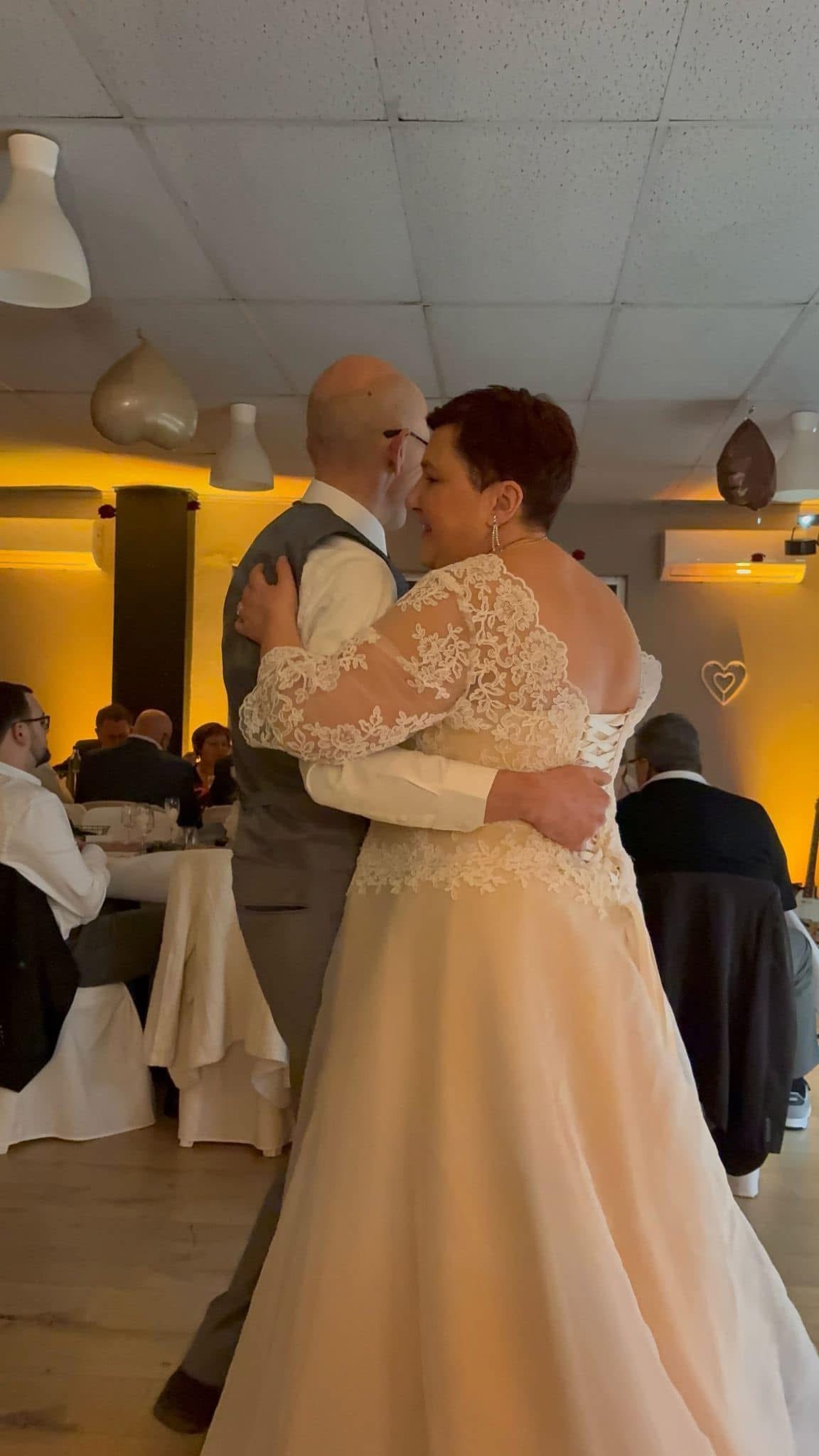 Danse lors d’un mariage célébré chez Ciao Bella